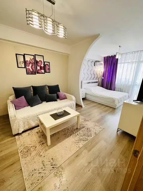 1-к кв. Крым, Симферополь ул. Караманова, 3 (40.0 м) - Фото 0