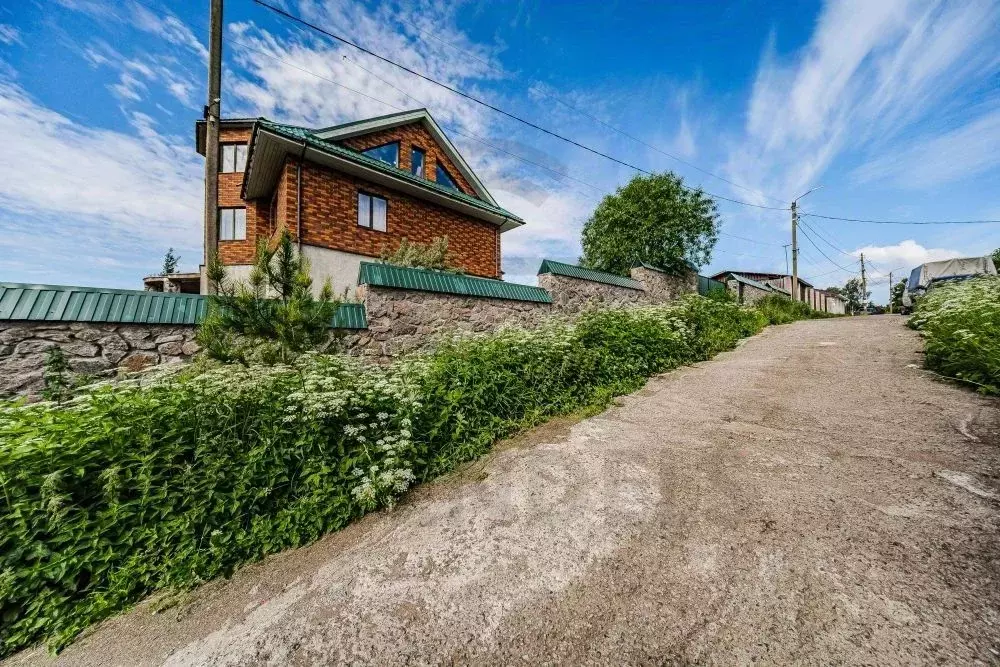 Дом в Ленинградская область, Выборг ул. 3-я Бригадная, 6 (320 м) - Фото 0