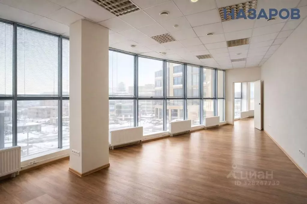 Офис в Новосибирская область, Новосибирск Коммунистическая ул., 2 (264 ... - Фото 1