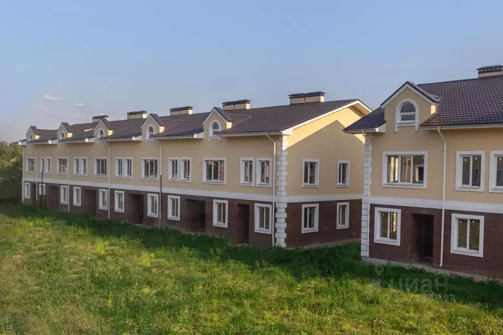 Таунхаус в Московская область, Мытищи городской округ, д. ... - Фото 1
