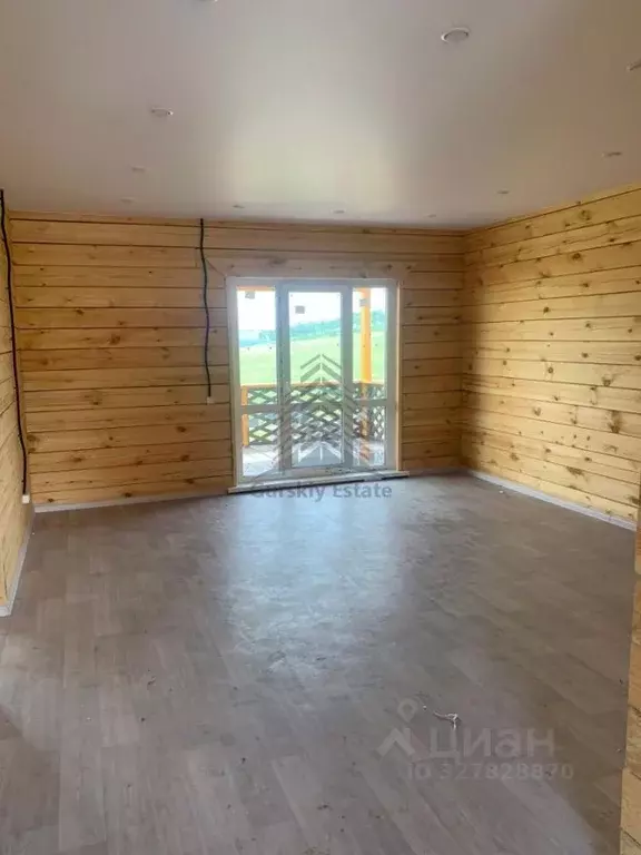 Дом в Красноярский край, Красноярск городской округ, пос. Солонцы ул. ... - Фото 1