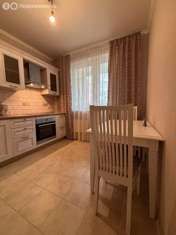 3-комнатная квартира: Королёв, проспект Космонавтов, 43 (65 м) - Фото 0
