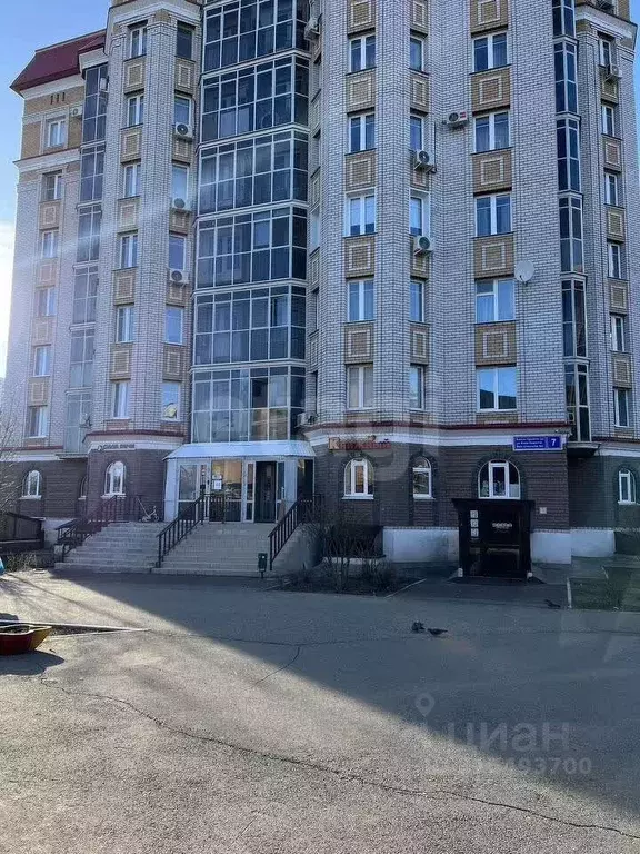 Помещение свободного назначения в Татарстан, Казань ул. Баки Урманче, ... - Фото 0