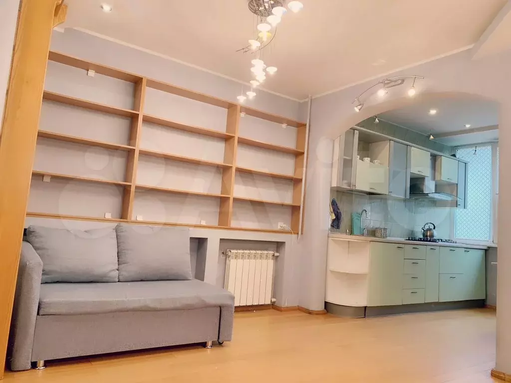 1-к. квартира, 50 м, 4/9 эт. - Фото 1