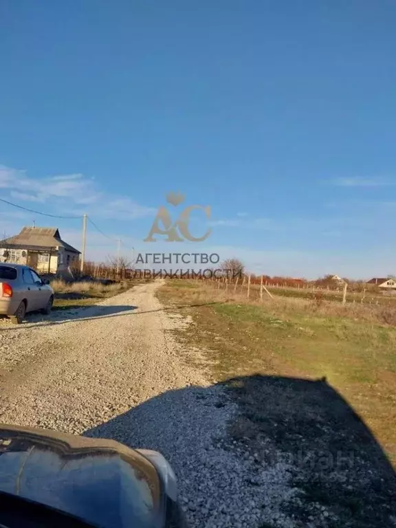 Участок в Крым, Кировский район, с. Золотое Поле ул. Сувь-баши, 4 ... - Фото 2