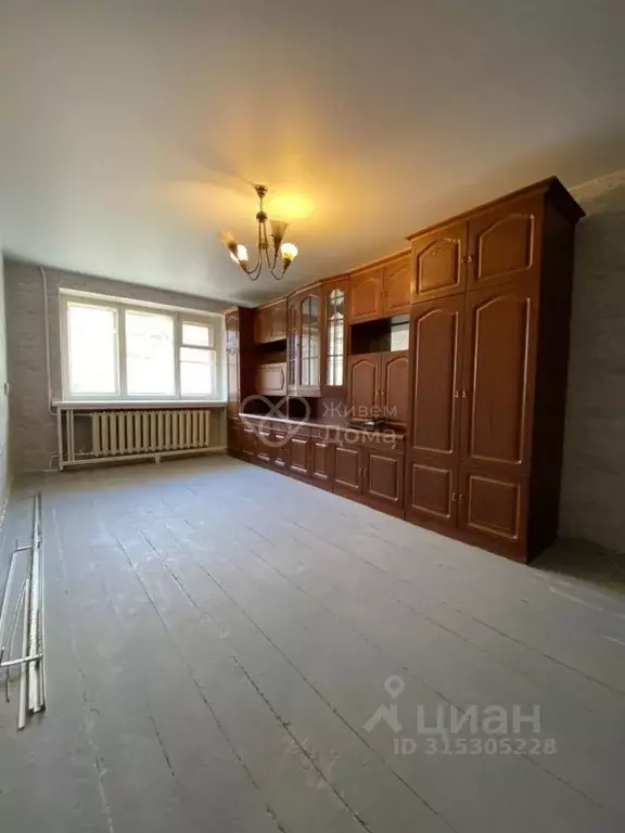 1-к кв. Волгоградская область, Волгоград ул. Таращанцев, 63 (33.0 м) - Фото 1