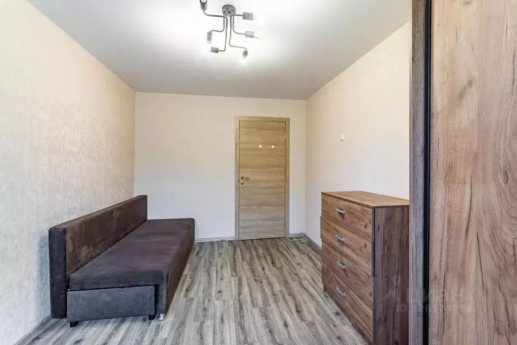 Комната Свердловская область, Екатеринбург ул. Академика Бардина, 5к3 - Фото 1