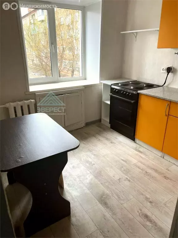 2-комнатная квартира: Черногорск, улица Дзержинского, 20 (44 м) - Фото 1