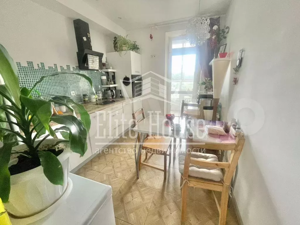1-к. квартира, 39 м, 6/9 эт. - Фото 0