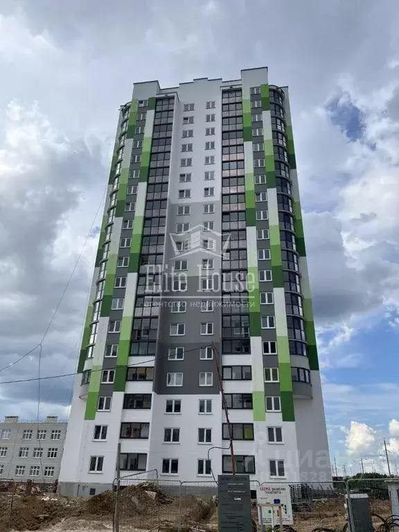 2-к кв. Калужская область, Калуга ул. Минская, 23 (66.76 м) - Фото 0