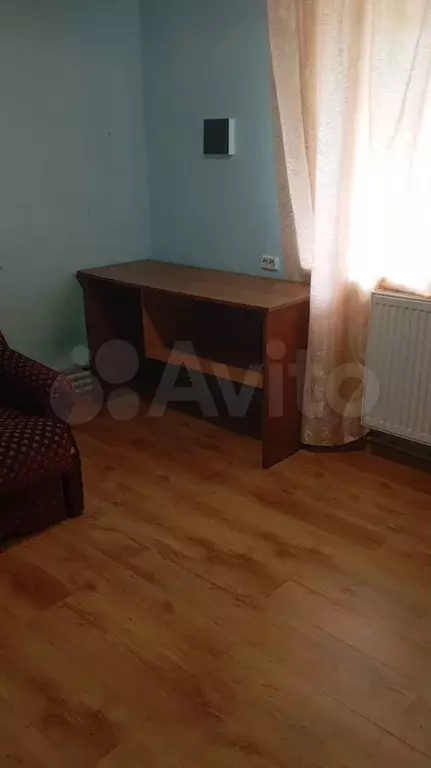 Комната 12 м в 4-к., 2/2 эт. - Фото 0