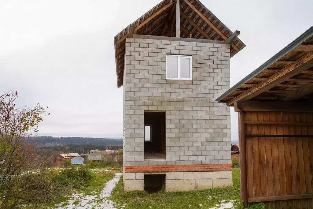 Дом в Нязепетровск, улица Свердлова (91.5 м) - Фото 2