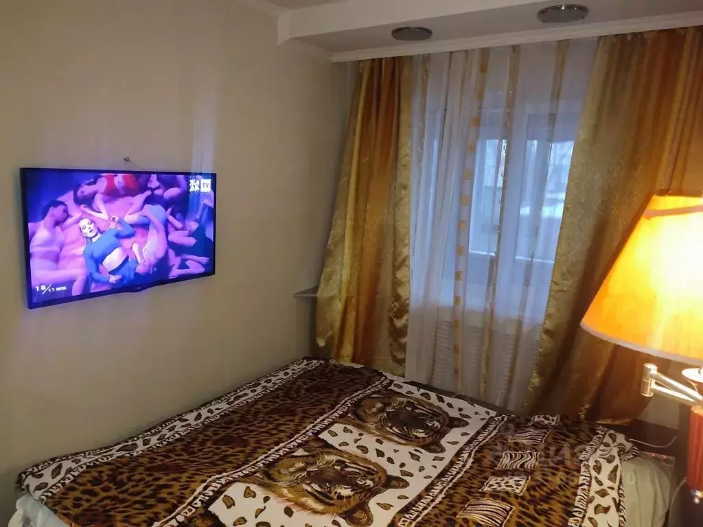 1-к кв. Брянская область, Брянск ул. Володарского, 56 (50.0 м) - Фото 0