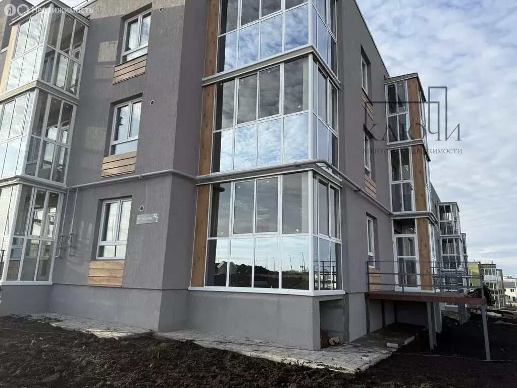 3-комнатная квартира: Магнитогорск, улица Тевосяна, 32 (77 м) - Фото 2