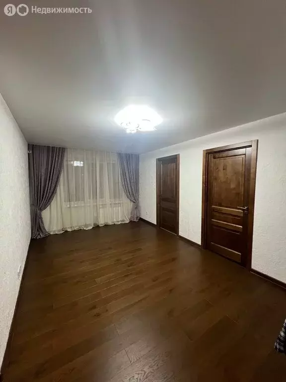 4-комнатная квартира: Ижевск, улица Металлистов, 43 (63.3 м) - Фото 1
