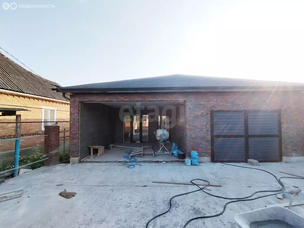 Дом в Прохладный, Карьерная улица (163.6 м) - Фото 2