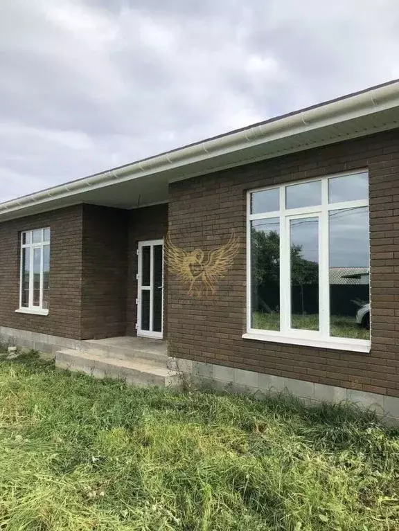 Дом в Белгородская область, Старооскольский городской округ, с. ... - Фото 1