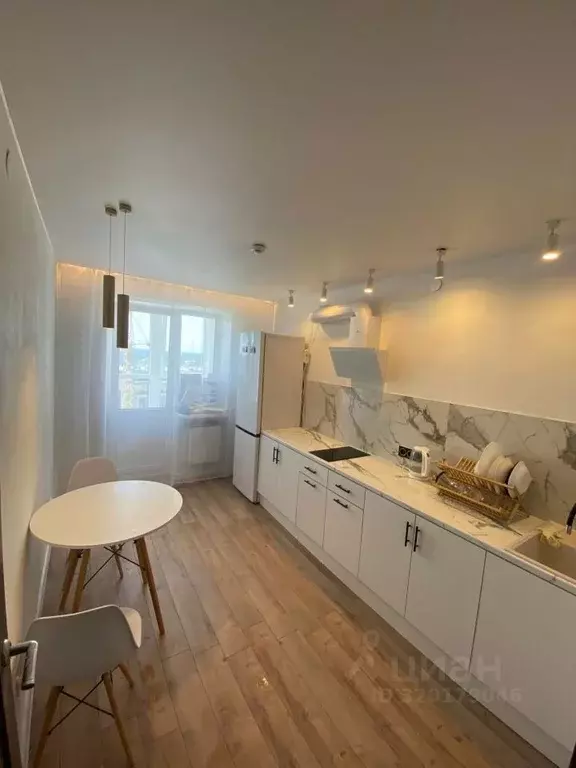 1-к кв. Вологодская область, Череповец Октябрьский просп., 90Б (38.0 ... - Фото 1