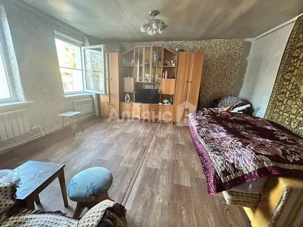 Дом в Ростовская область, Белая Калитва пер. Разина (42 м) - Фото 1