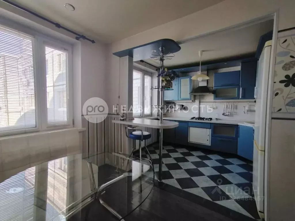 3-к кв. Рязанская область, Рязань ул. Горького, 15 (80.0 м) - Фото 0