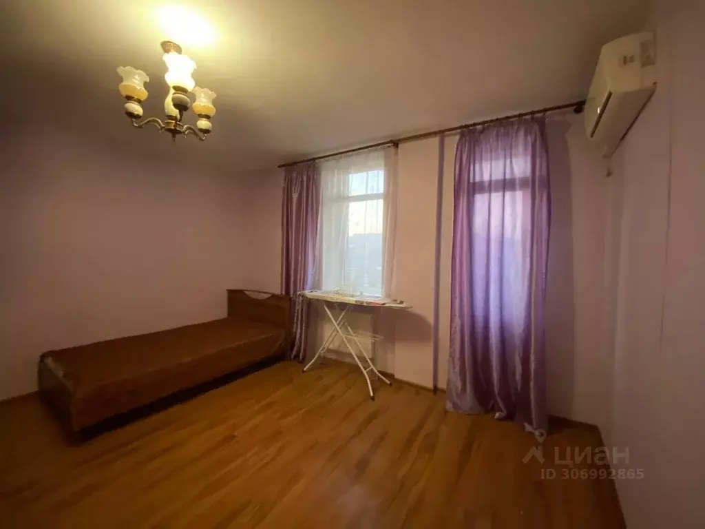 1-к кв. Волгоградская область, Волгоград Баррикадная ул., 19а (48.0 м) - Фото 1