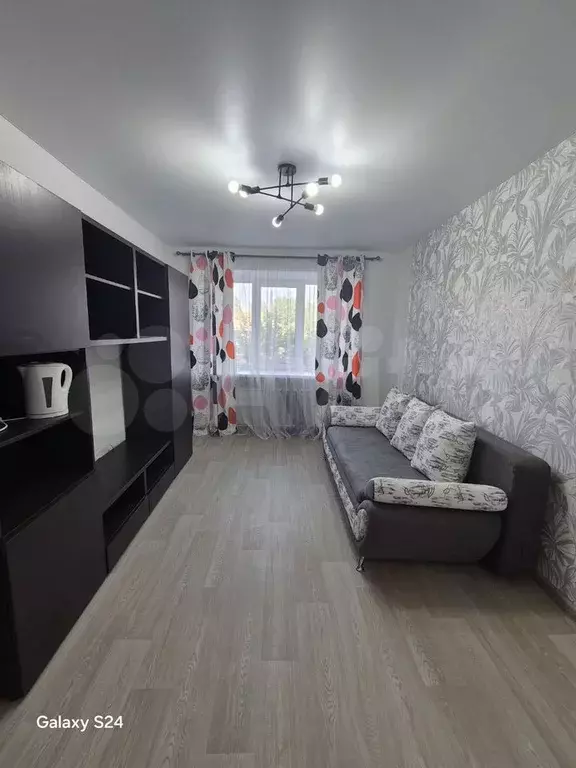 Комната 12,1 м в 6-к., 3/5 эт. - Фото 0