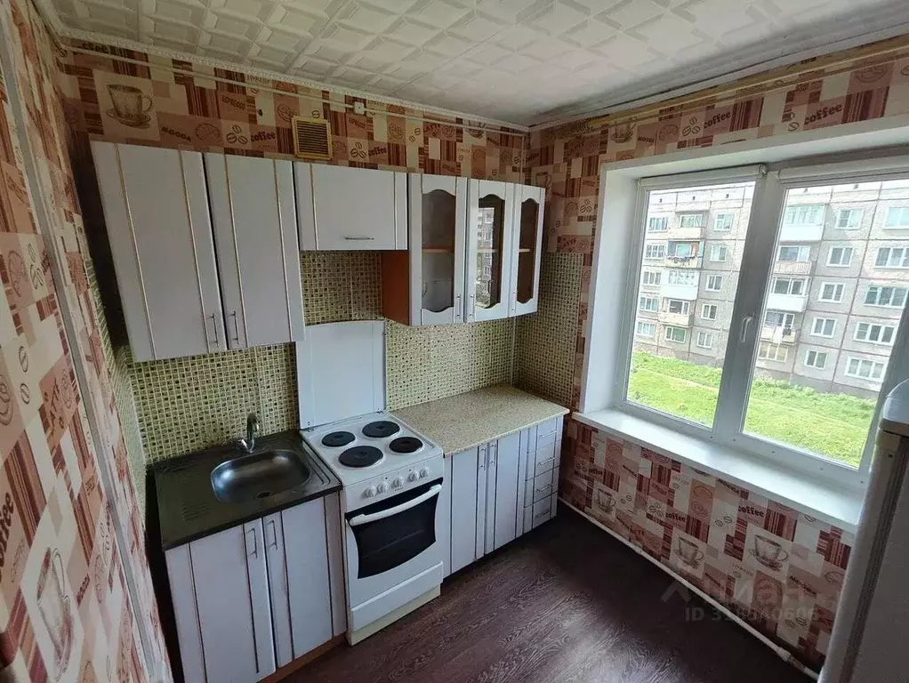 2-к кв. Хакасия, Сорск Усть-Абаканский район, ул. Кирова (49.0 м) - Фото 0