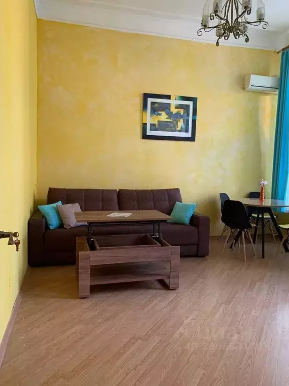 2-к кв. Астраханская область, Астрахань ул. Ленина, 8 (50.0 м) - Фото 1