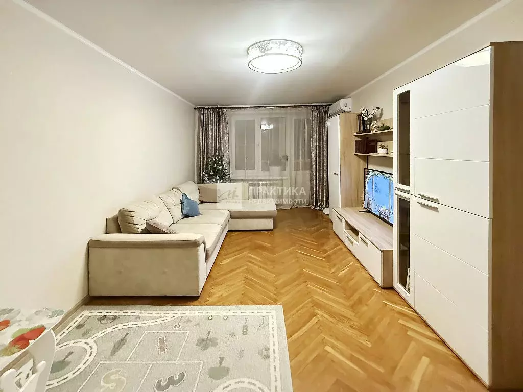 Продается 3-комнатная квартира - Фото 1