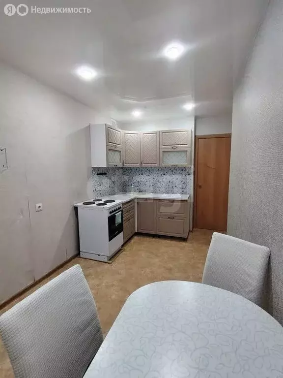 1-комнатная квартира: Алапаевск, улица Николая Островского, 2 (34 м) - Фото 1