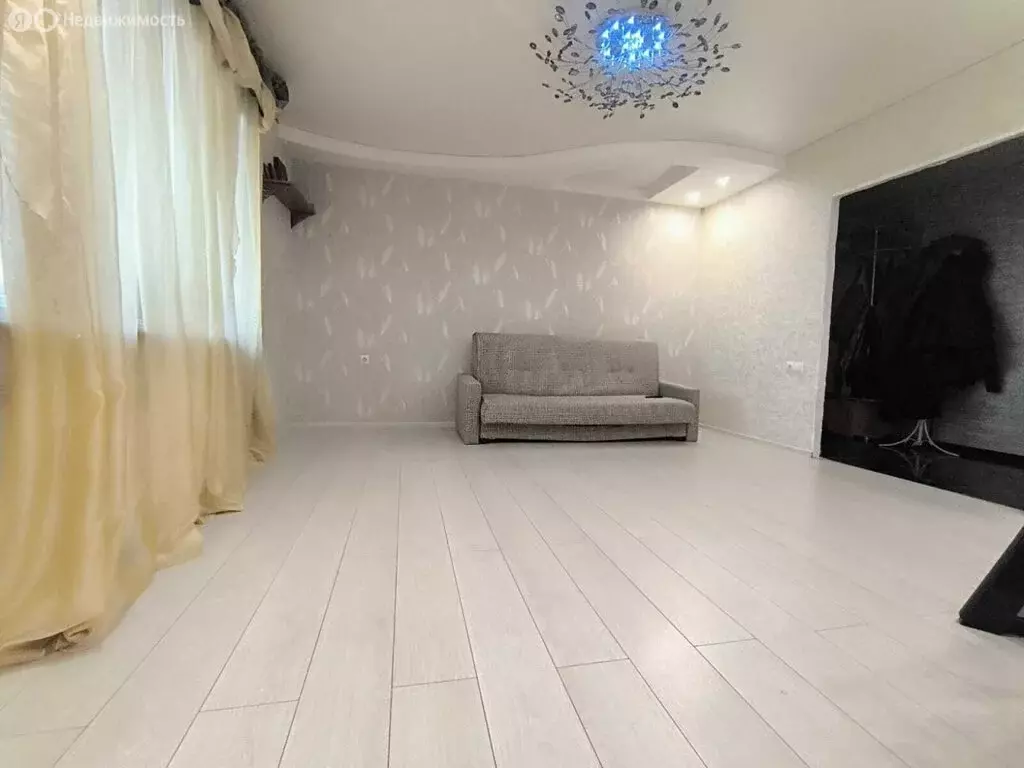 4-комнатная квартира: Магнитогорск, Сиреневый проезд, 24 (78 м) - Фото 2