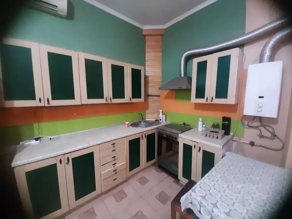 3-к кв. Краснодарский край, Туапсе ул. Шаумяна, 36 (105.0 м) - Фото 0