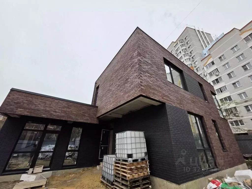 Помещение свободного назначения в Тульская область, Тула ул. Пугачева, ... - Фото 1