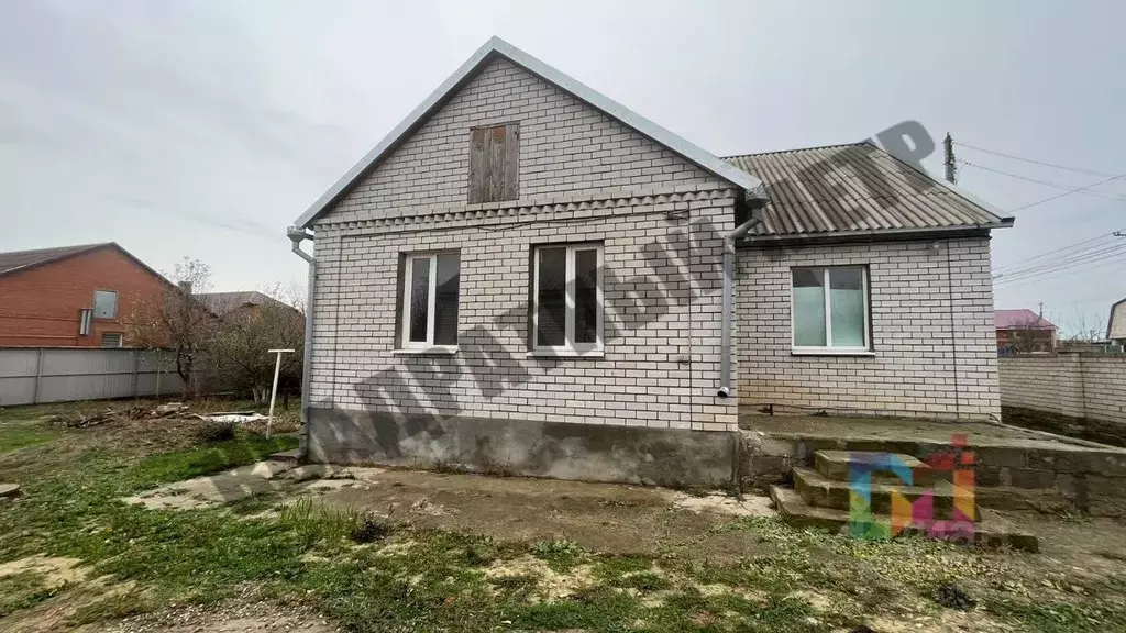 Дом в Калмыкия, Элиста Северо-Западная 7-я ул., 43 (111 м) - Фото 0