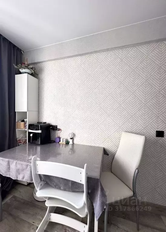 1-к кв. Иркутская область, Ангарск 10-й мкр, 38 (31.4 м) - Фото 1