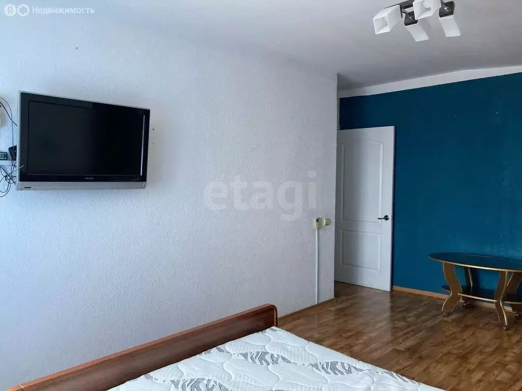 3-комнатная квартира: Евпатория, Интернациональная улица, 129 (70.3 м) - Фото 2