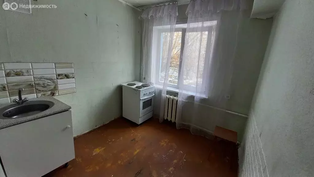 3-комнатная квартира: Красноярск, Волгоградская улица, 37 (57 м) - Фото 0