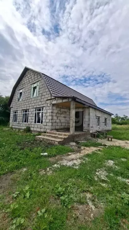 Дом в Белгородская область, Чернянский район, Ездоченское с/пос, пос. ... - Фото 0