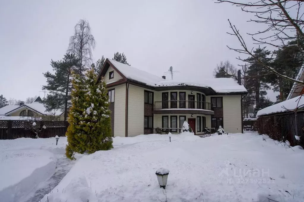 Дом в Санкт-Петербург пос. Солнечное, пер. 1-й Березовый, 13Б (300 м) - Фото 1