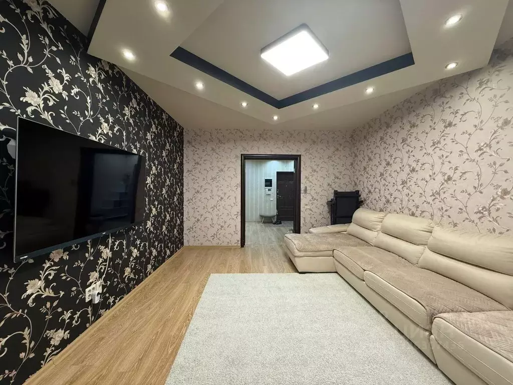 3-к кв. Челябинская область, Челябинск ул. Братьев Кашириных, 122а ... - Фото 2