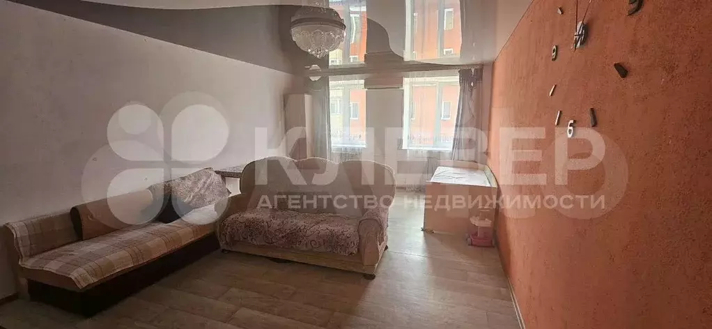 3-к. квартира, 70 м, 3/3 эт. - Фото 0