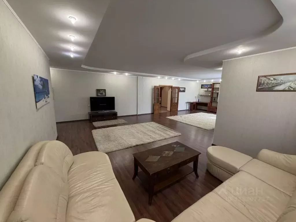 3-к кв. Белгородская область, Старый Оскол Степной мкр, 3 (100.0 м) - Фото 2