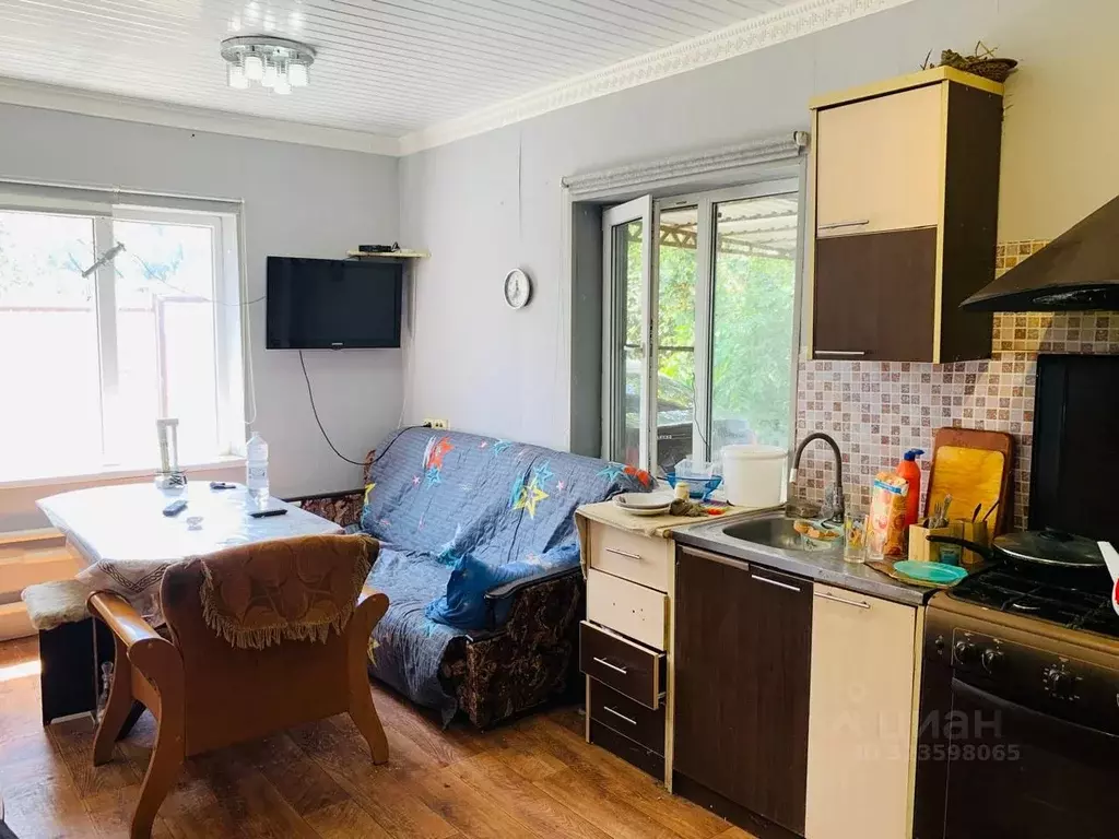 Дом в Краснодарский край, Новокубанск Первомайская ул. (80 м) - Фото 2