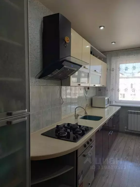 3-к кв. Саха (Якутия), Якутск ул. Бестужева-Марлинского, 7 (63.0 м) - Фото 0