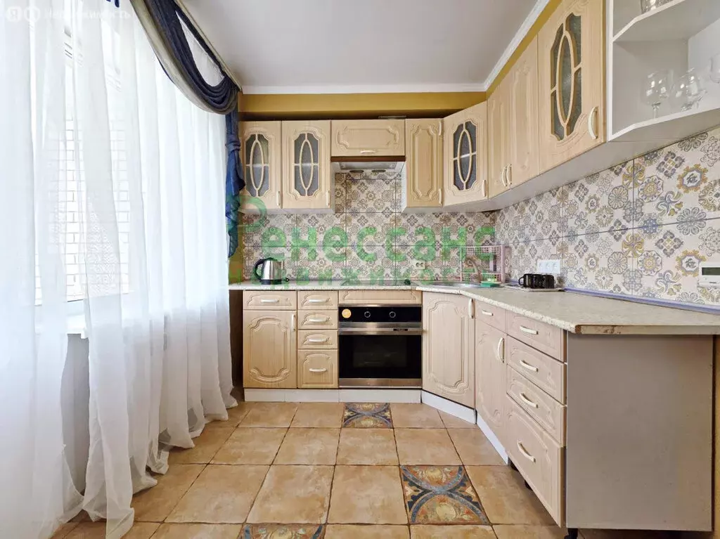 2-комнатная квартира: Брянск, улица Комарова, 57 (62.5 м) - Фото 2