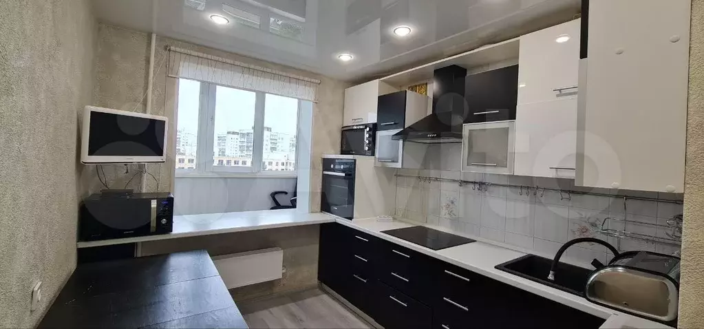 3-к. квартира, 64 м, 9/9 эт. - Фото 1