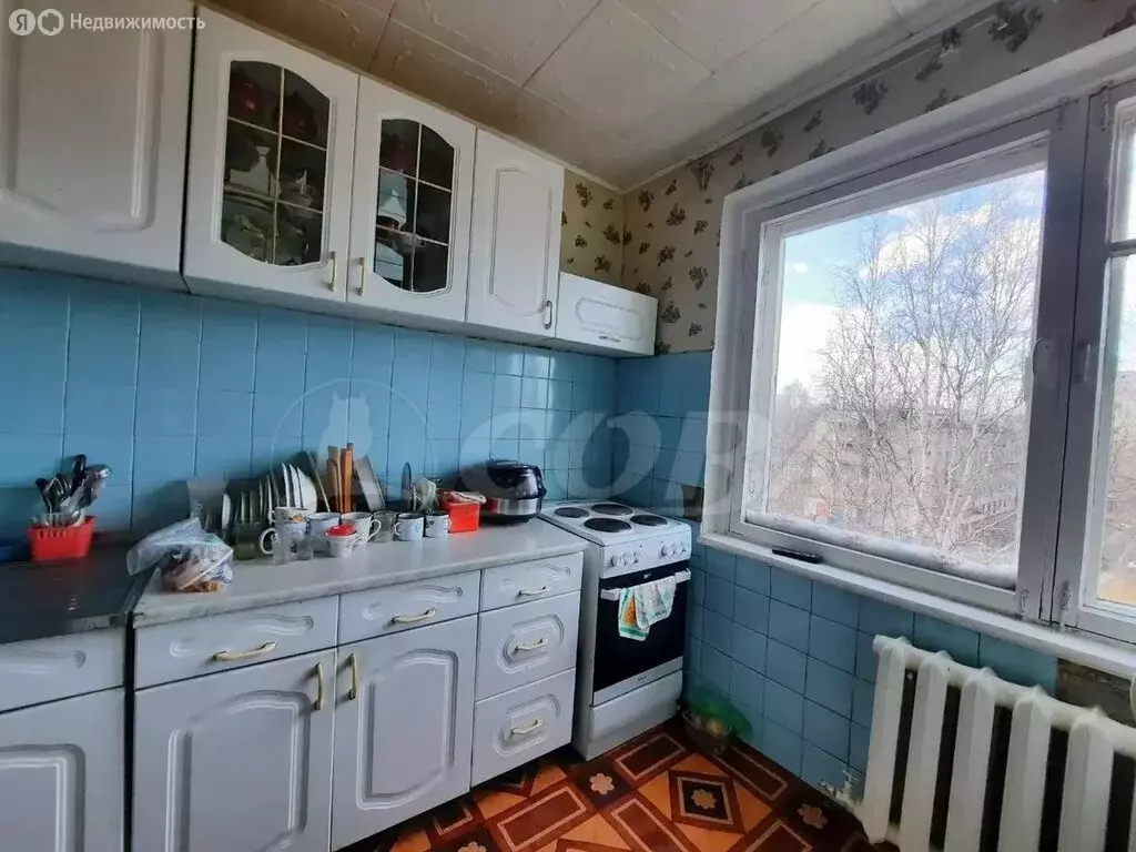 2-комнатная квартира: Тобольск, 6-й микрорайон, 16 (48.5 м) - Фото 2