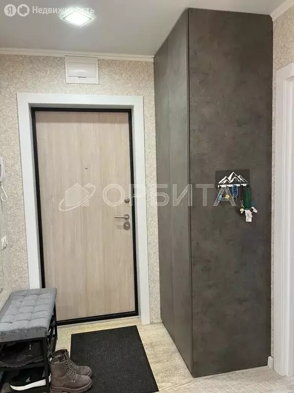 3-комнатная квартира: Тюмень, улица Газовиков, 34 (81 м) - Фото 1