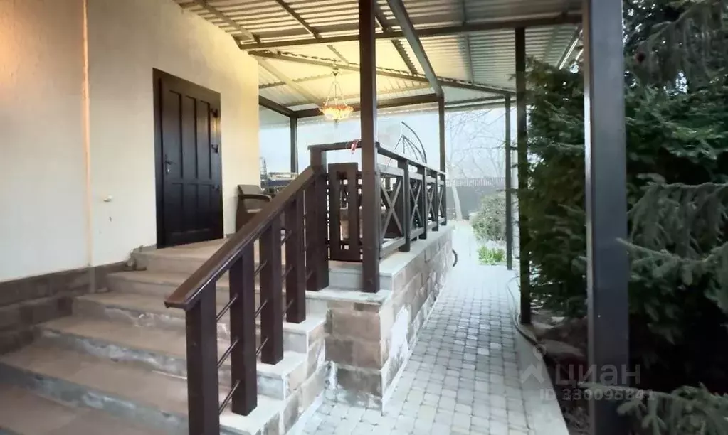 Дом в Ставропольский край, Невинномысск пер. Шерстяников, 18 (257 м) - Фото 2