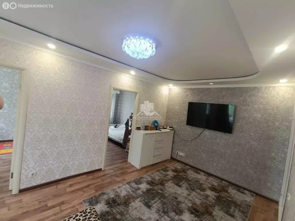 3-комнатная квартира: Белгород, Белгородский проспект, 96 (47 м) - Фото 1